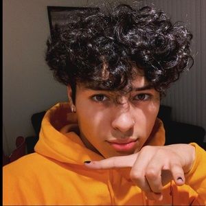 Meet your Posher, Dylan